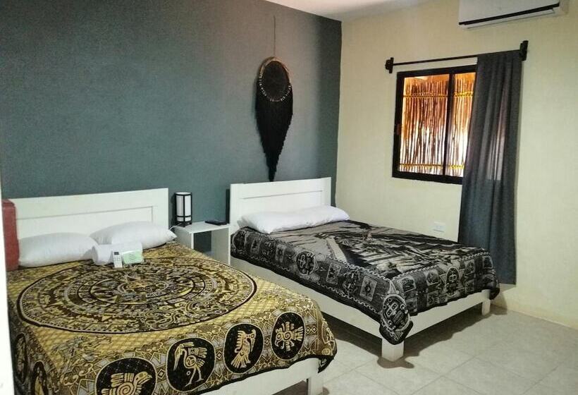 Hostel Casa Xtakay