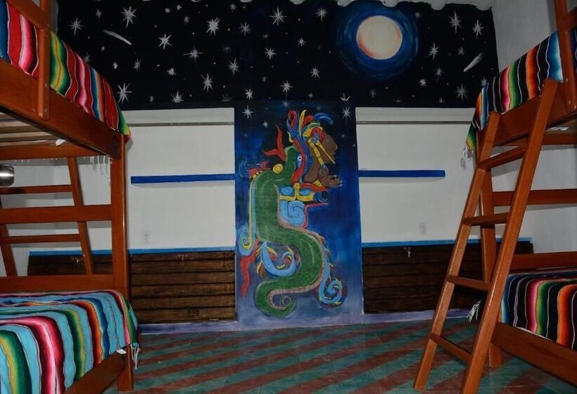 Hostel Casa Xtakay