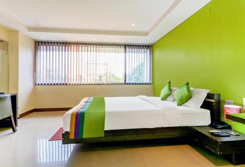 בית מלון כפרי Treebo Concerto Residentia