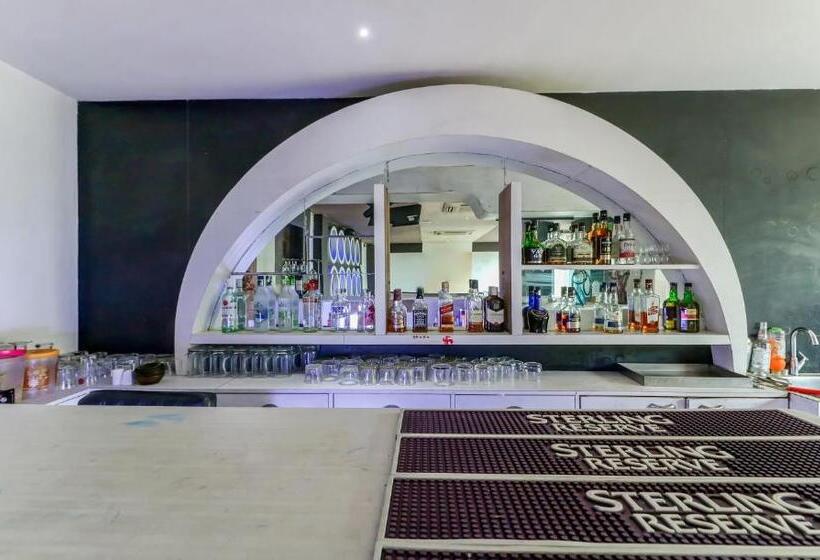 בית מלון כפרי Treebo Concerto Residentia