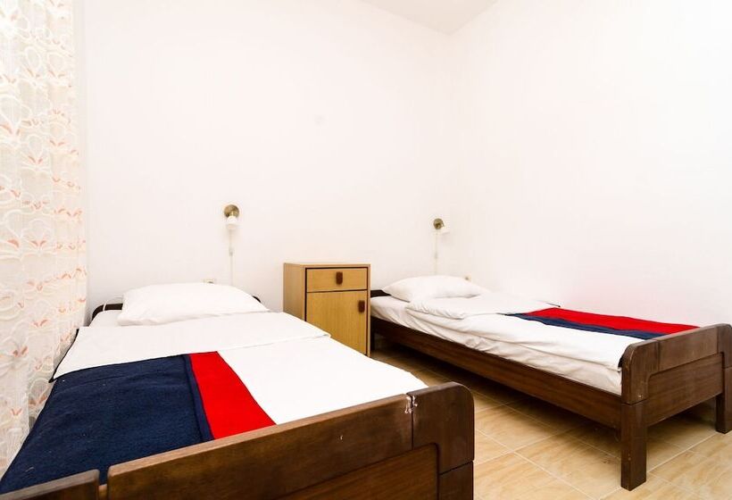 بنسيون Guest House Kiko