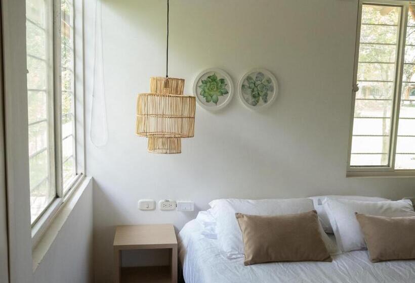 تختخواب و صبحانه Finca Hotel Santana