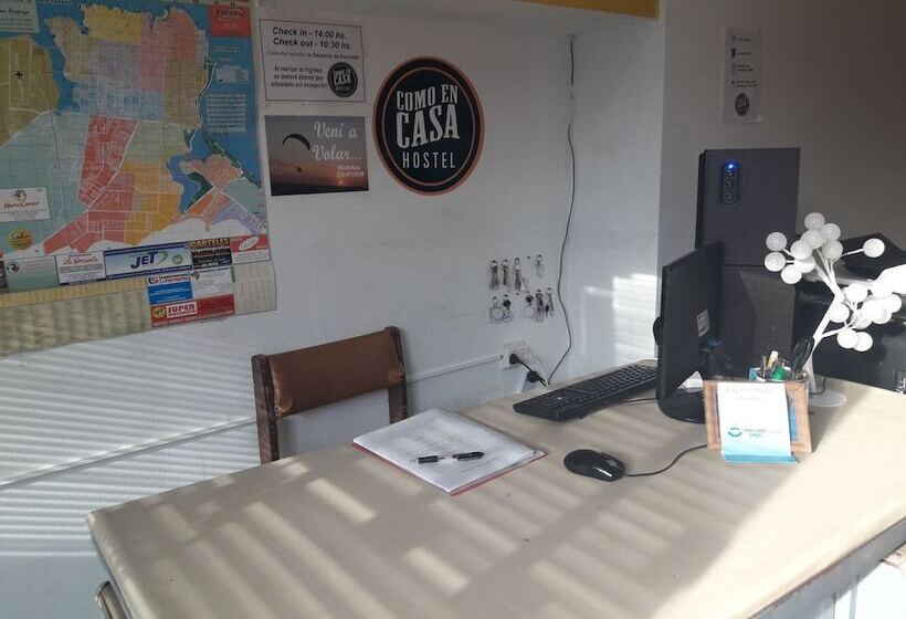 Como En Casa Hostel