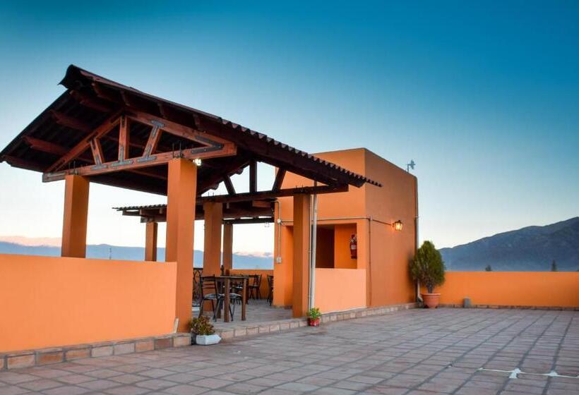 مسافرخانه Alto Del Valle Cafayate