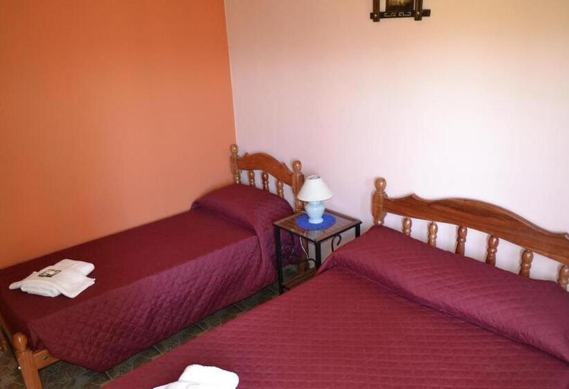 مسافرخانه Alto Del Valle Cafayate