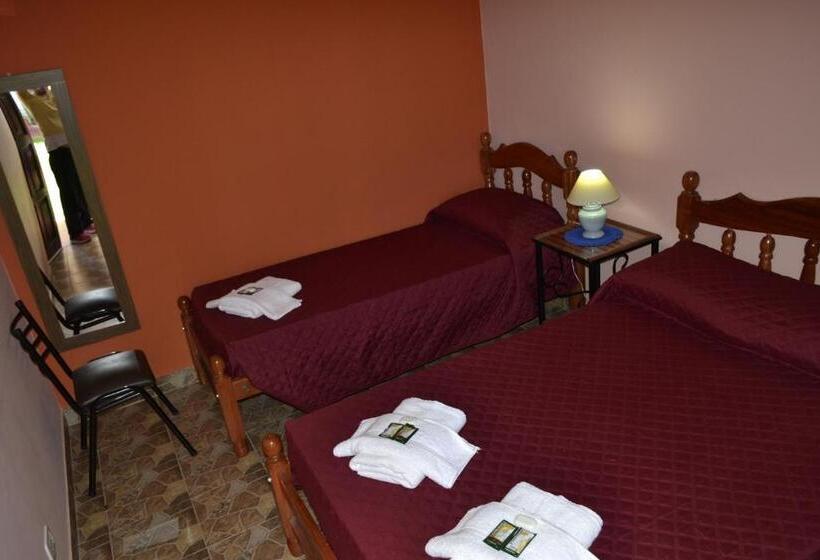 مسافرخانه Alto Del Valle Cafayate