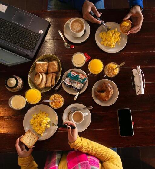 مسافرخانه El Hospedaje