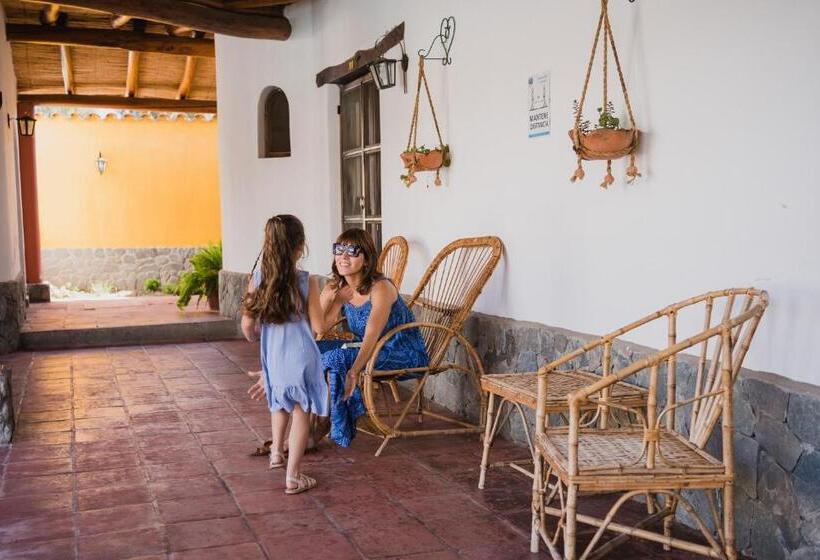 مسافرخانه El Hospedaje