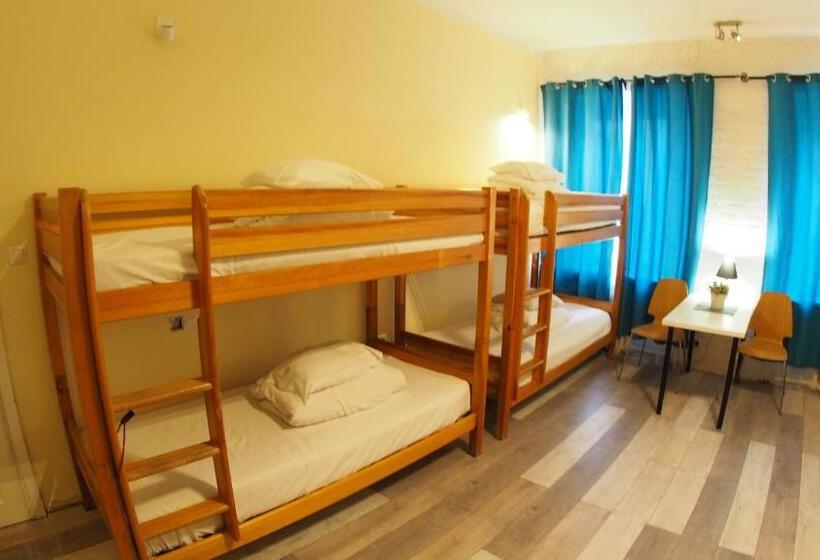 هاستل Chmielna 5 Rooms & Apartments