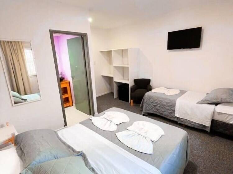 هتل Aguila Blanca