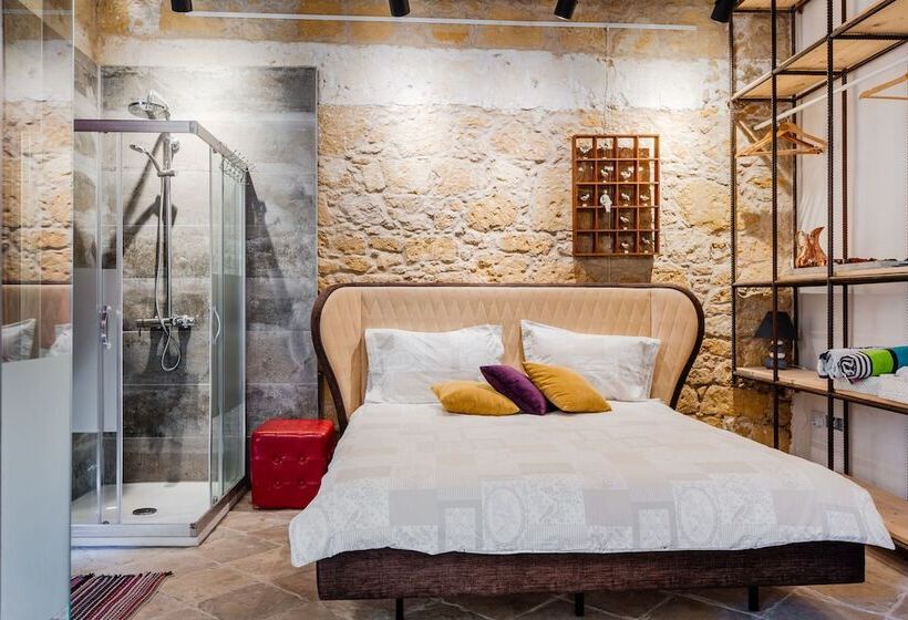 هتل Tasev Guesthouse