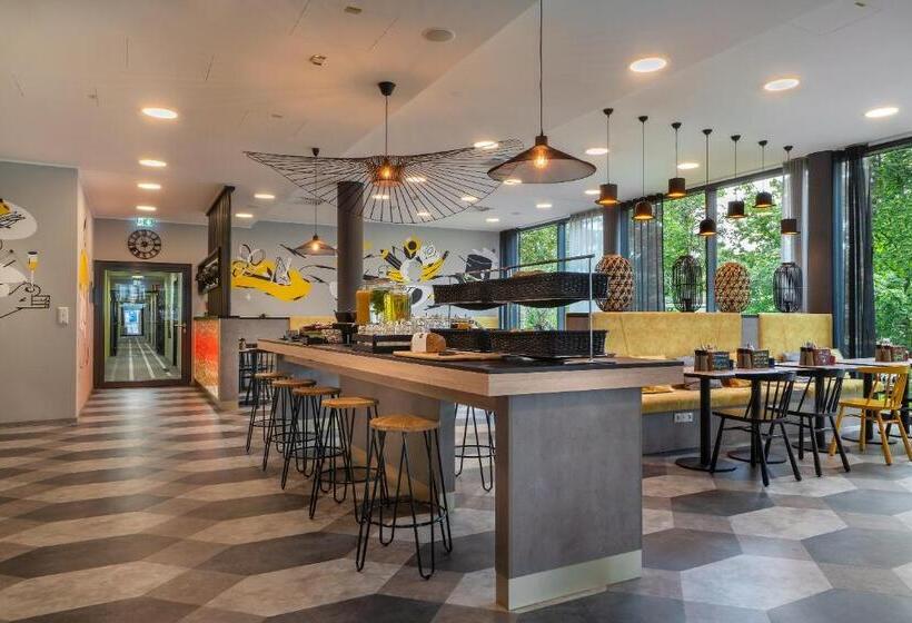 هتل Holiday Inn   The Niu, Fury Aschheim Messe, An Ihg