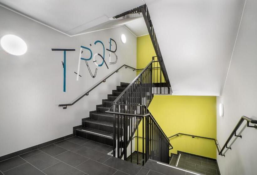 هتل Holiday Inn   The Niu, Fury Aschheim Messe, An Ihg