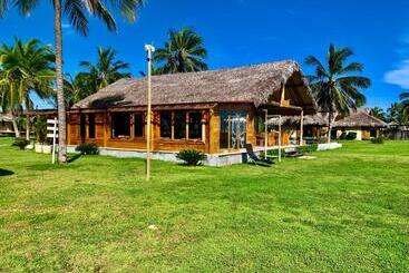 هتل Vila Ybytu Eco Resort