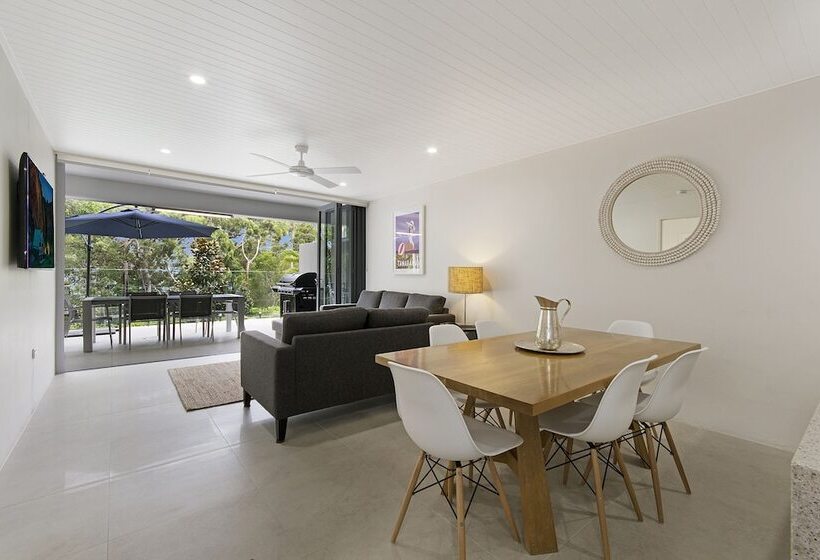 Headland Views Apartments