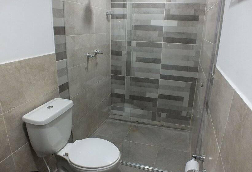 هتل Alamos Del Parque