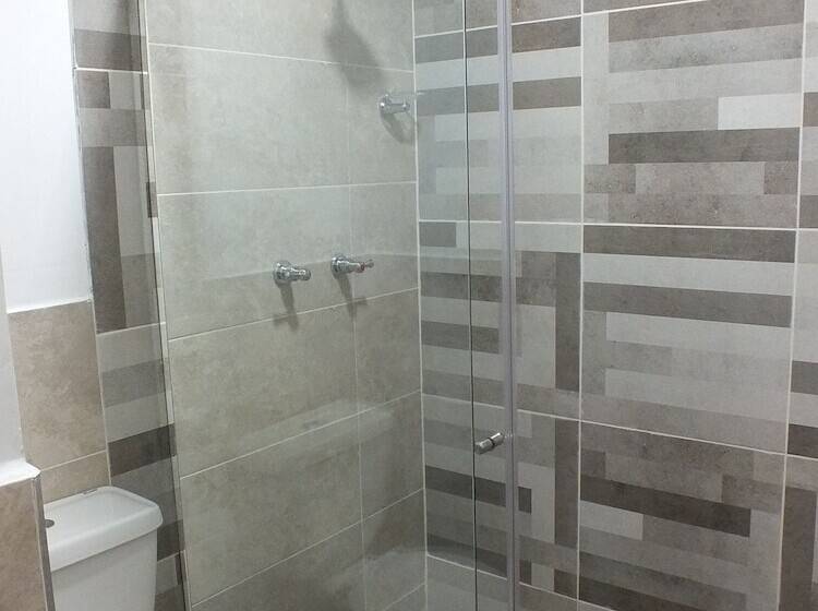 هتل Alamos Del Parque