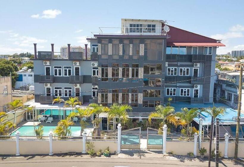 هتل Mountview Tourist Residence