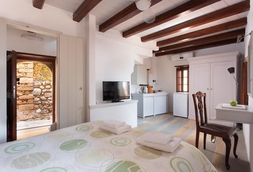 پانسیون Kalnterimi Guesthouses