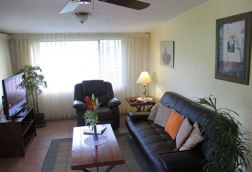 تختخواب و صبحانه Las Cumbres Inn