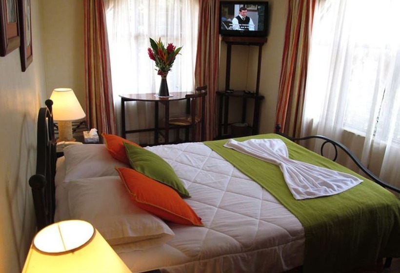 تختخواب و صبحانه Las Cumbres Inn