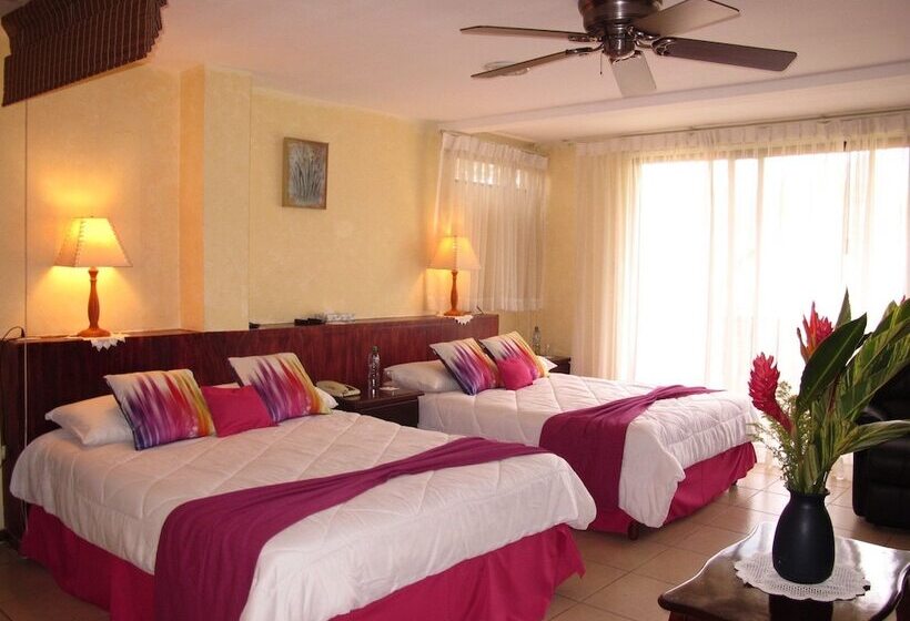 تختخواب و صبحانه Las Cumbres Inn
