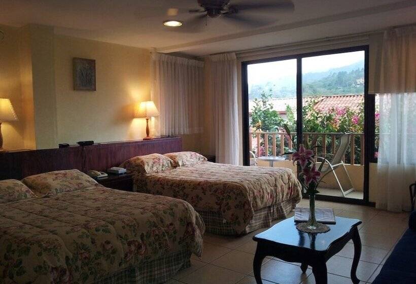 تختخواب و صبحانه Las Cumbres Inn