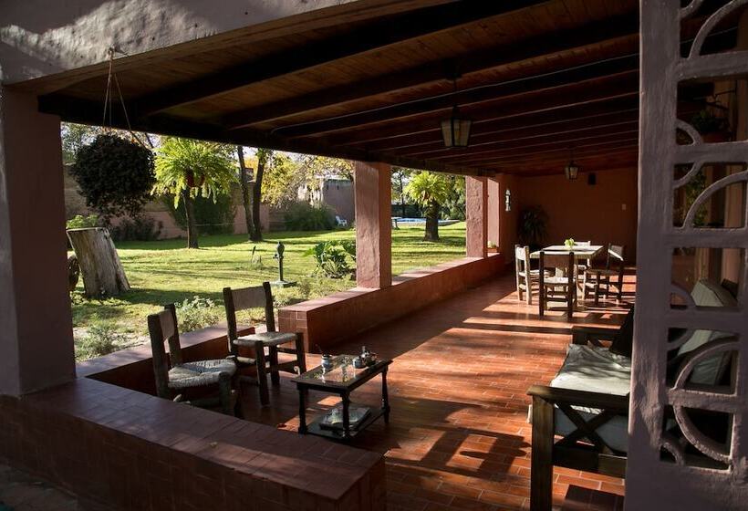 تختخواب و صبحانه Posada Don Salvador