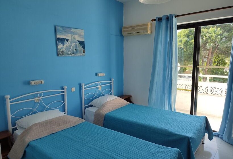 ホテル Dolphin Apartments