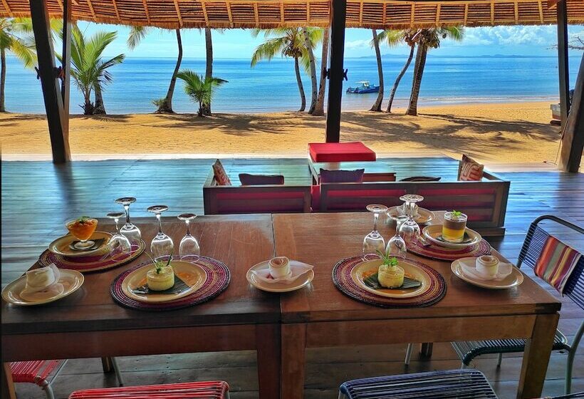 هتل Eden Lodge