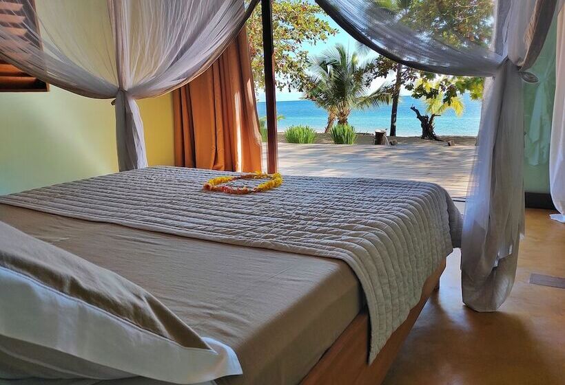 هتل Eden Lodge
