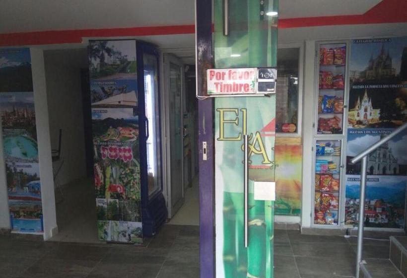 호텔 El Amanercer Parque Del Agua Residencia Muy Central