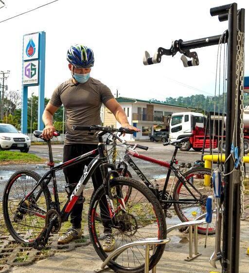 فندق Le Charmé Suites   Subic