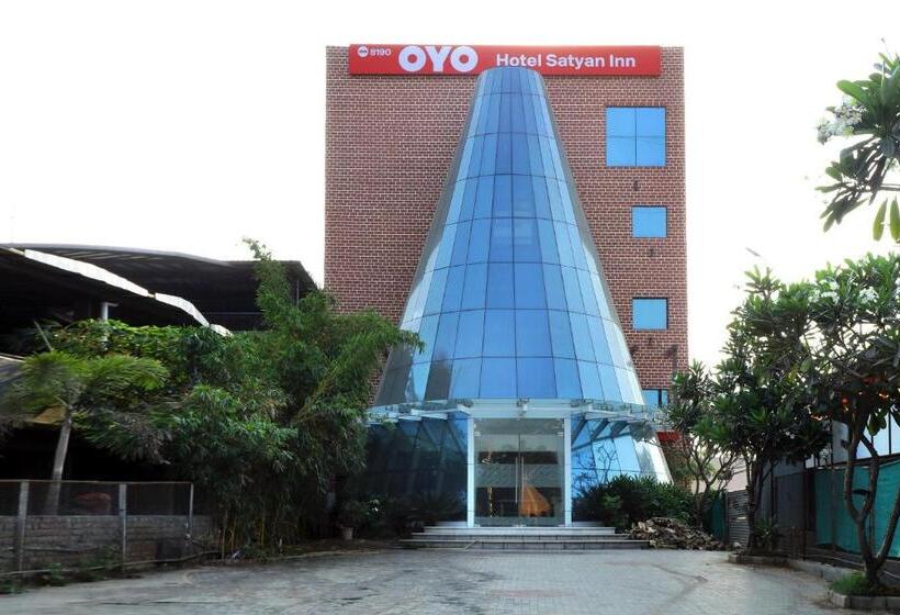 فندق Collection O Satyan Inn