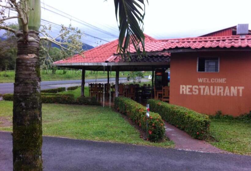 هتل Villas Vista Arenal