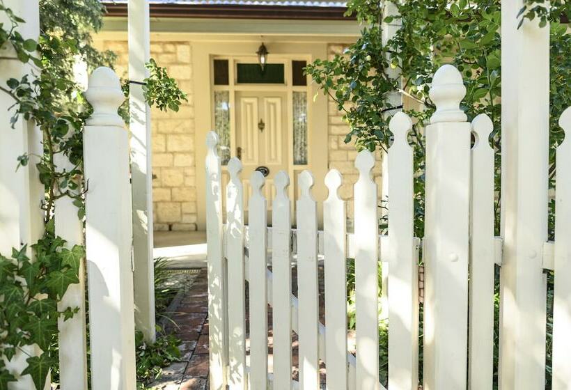 Miriams Cottage