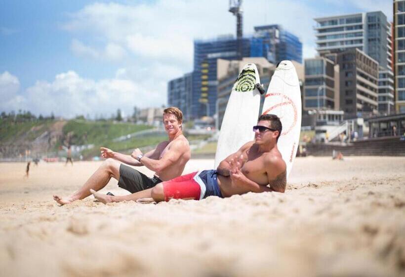 هاستل Yha Newcastle Beach