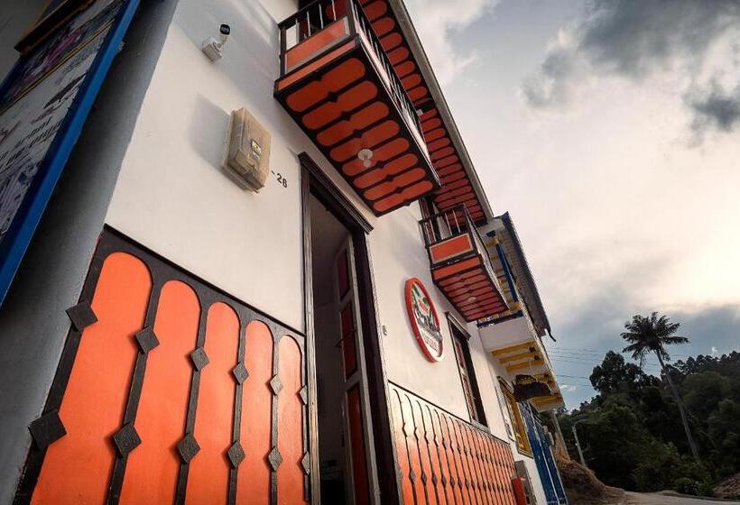 هتل Casa Borbon