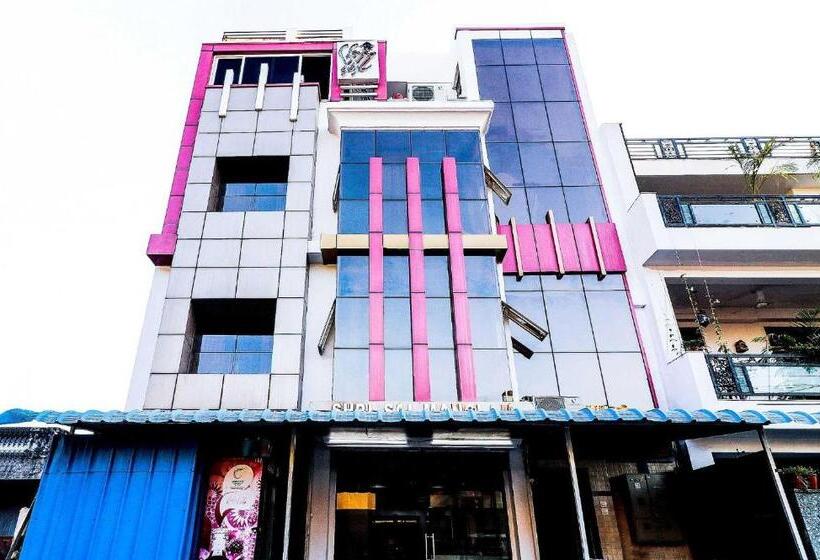 هتل Shri Sai Residency