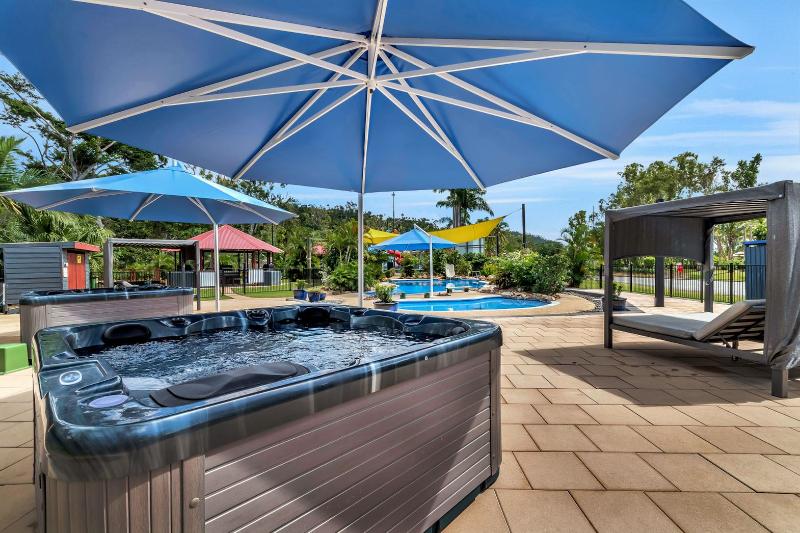 Отель Discovery Parks Airlie Beach