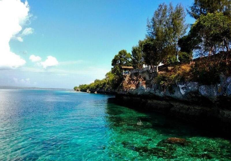 هتل Nirwana Buton Villa