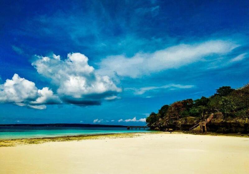 هتل Nirwana Buton Villa