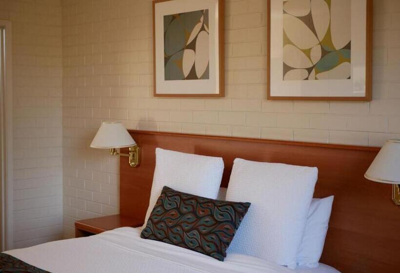 מוטל Parkview Motor Inn And Apartments