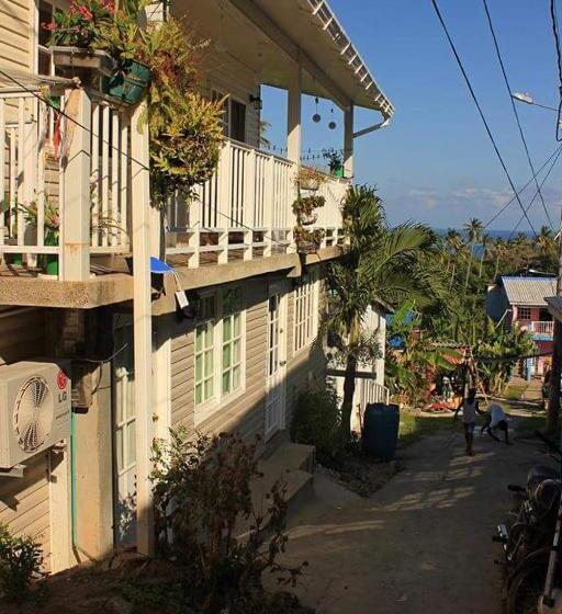 پانسیون Posada Nativa Atardecer Isleño