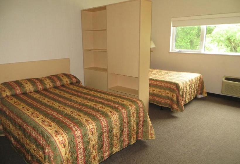 Residence & Conference Centre   Brockville