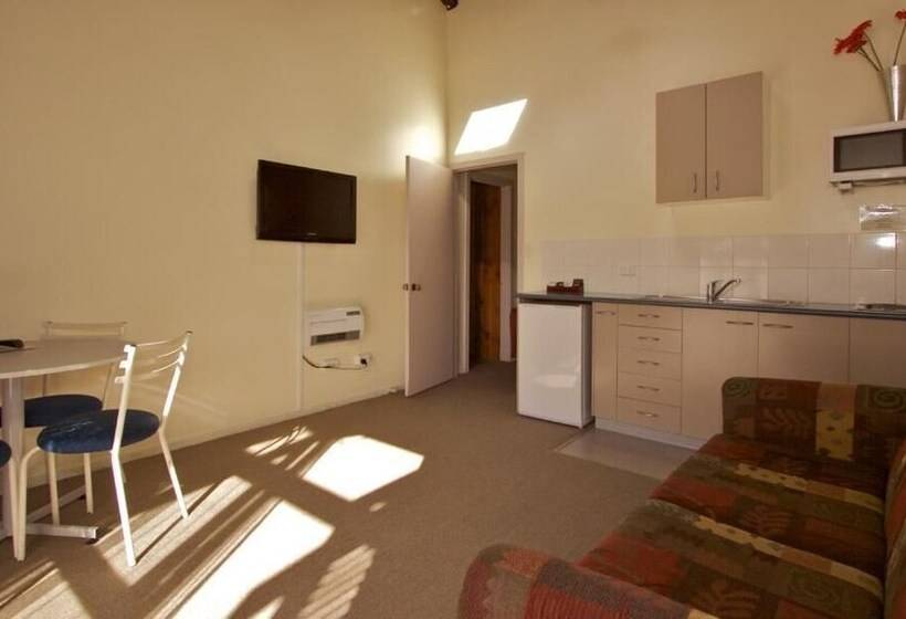 Общежитие Alpine Motel