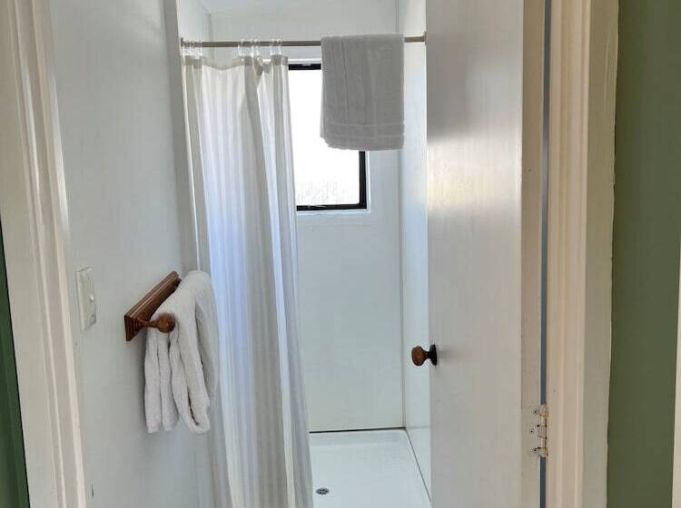 فندق صغير Alpine Motel