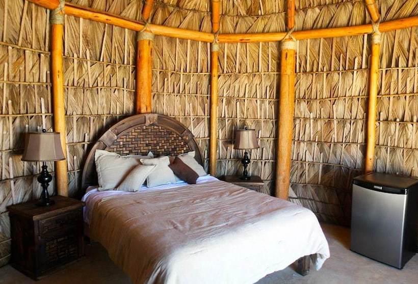 فندق صغير Mayan Village Beach Front