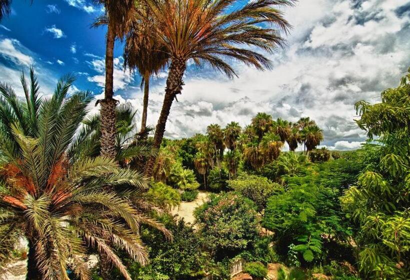 هتل Hacienda Todos Los Santos