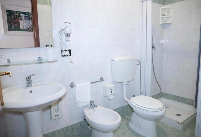 Kalamarina Rooms